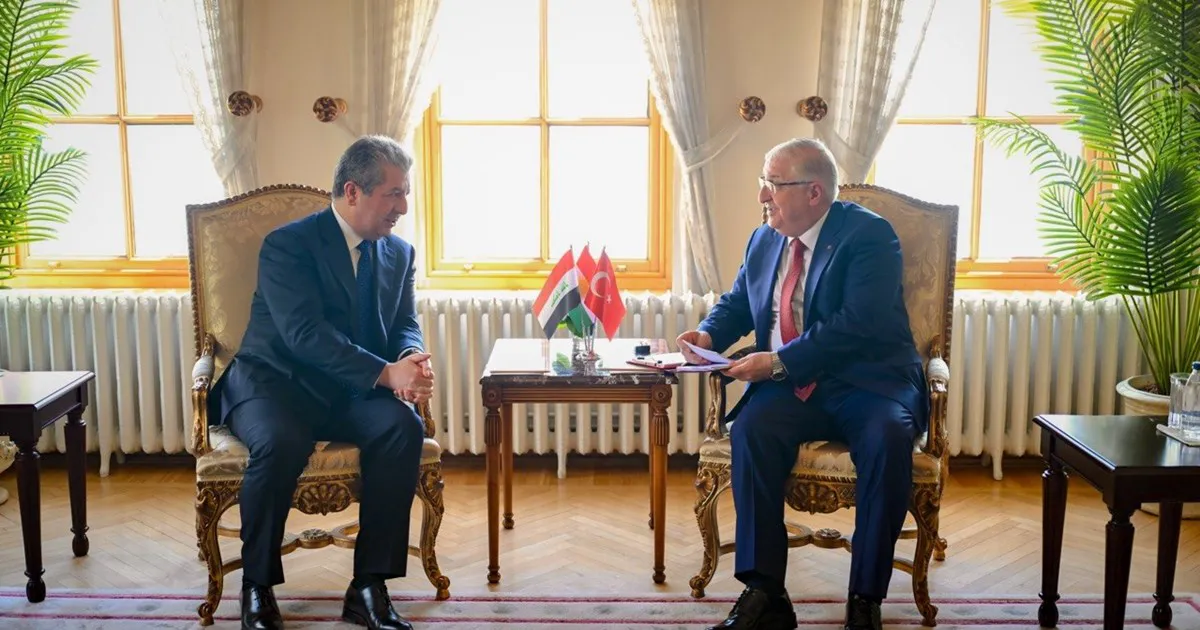 Mesrur Barzani, Türkiye Savunma Bakanı ile görüştü