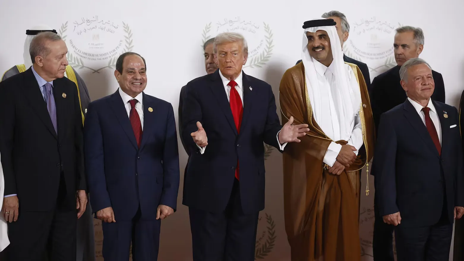 "Trump, Fransa'da Orta Doğulu liderlerle bir araya gelecek"
