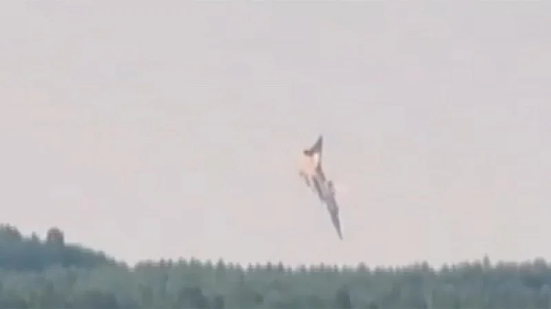 Rusya'da stratejik bombardıman uçağı düştü...