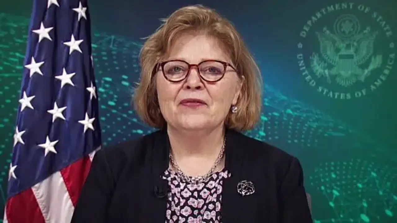 Barbara Leaf: Eger pêwist be divê Iraq li hemberê mîlîsan hêzê bikar bîne