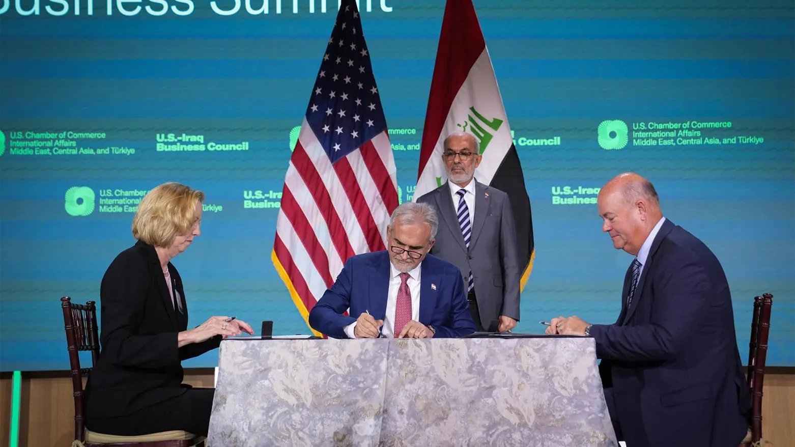 Navbera Iraq û DYAyê de 7 peymanê girîng hatin îmzekirin