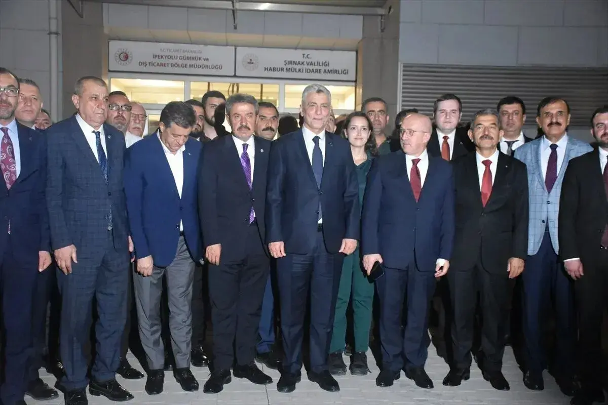 Wezîrê Tirk Plana vekirina derîyê Nisêbîn-Qamişlo eşkere kir