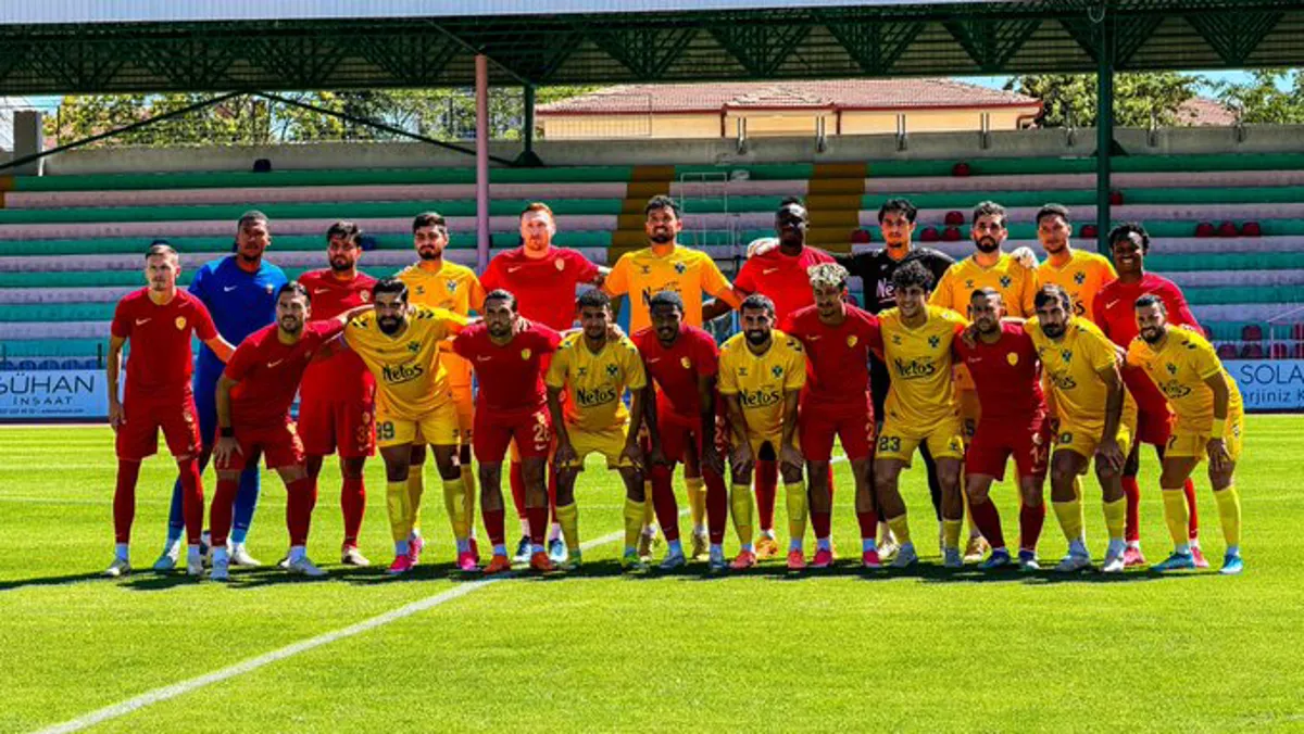 Du tîmên Kurdan hatin hemberî hev: Amedspor û Duhokspor