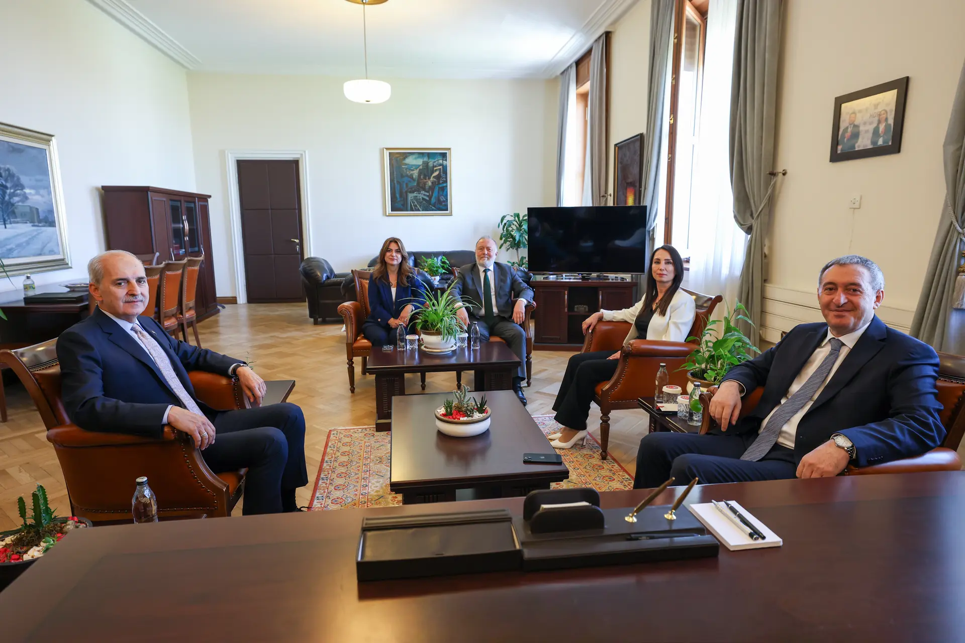 DEM Partî: Divê yasa zemîna çareseriya pirsa Kurd amade bike