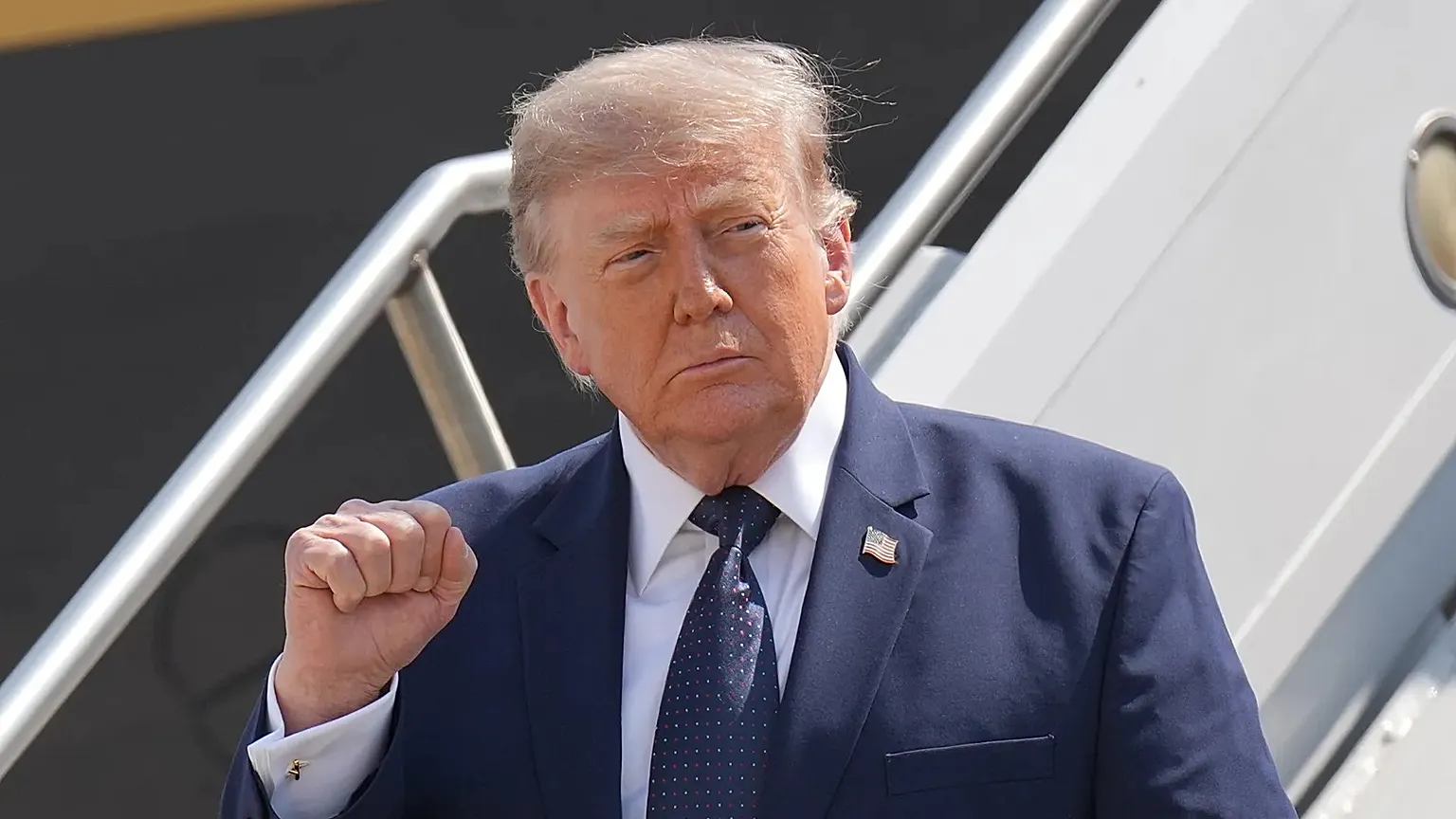 Piştî mirina 2 leşkerên DYAyê Trump hişyariyekî tund da Îranê