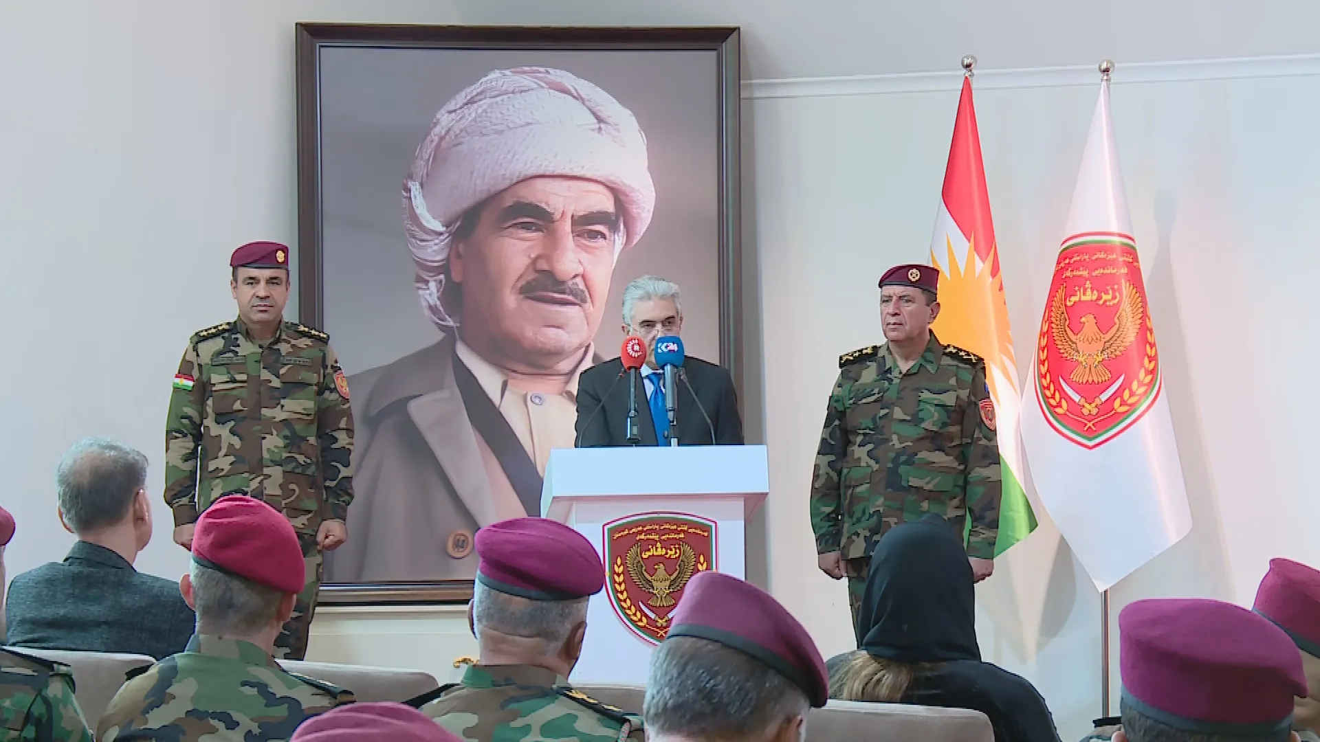 Ehmed: Em rê nadin statuya Herêma Kurdistanê bikeve xeterê