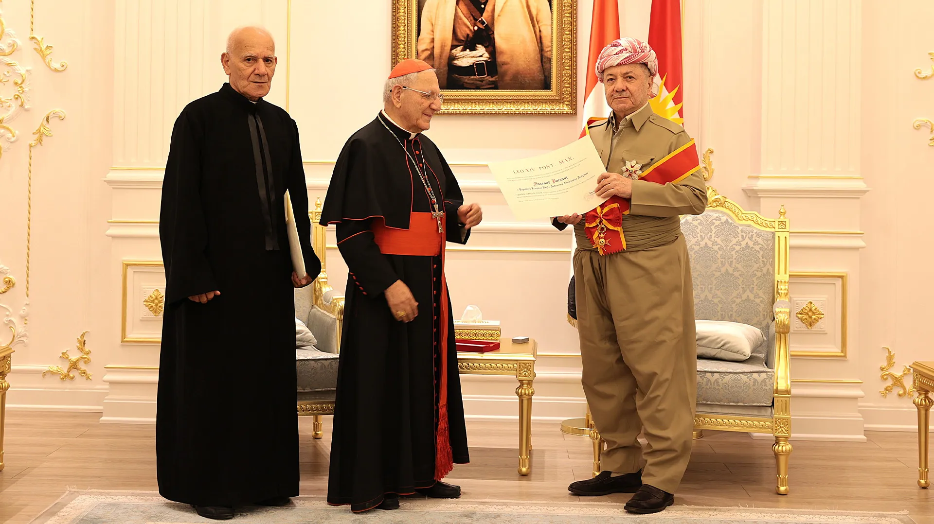 Mesrûr Barzanî pîrozbahî li Serok Barzanî kir