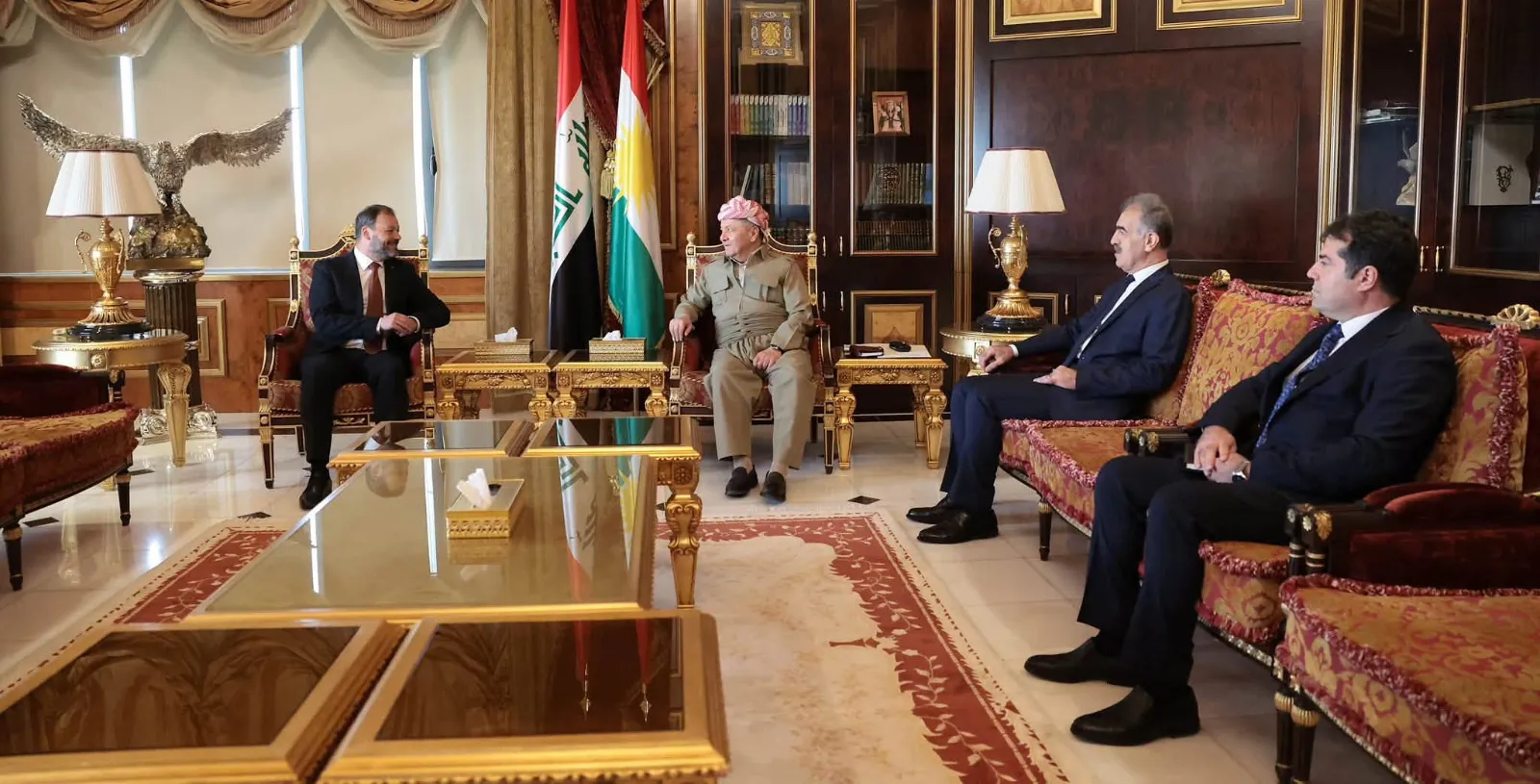 Mesud Barzani "Kürdistan'da beraber yaşam kültürü daha da derinleştiriliyor"
