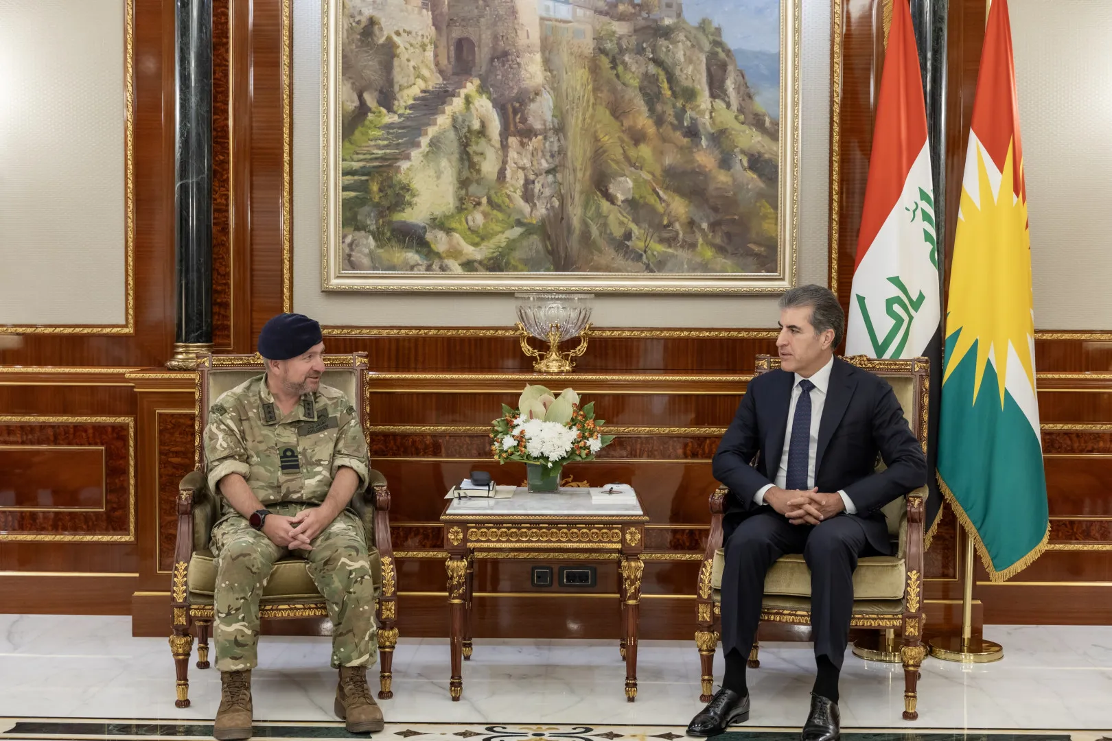  Nêçîrvan Barzanî bi şandeke leşkerî ya Brîtanyayê re civiya