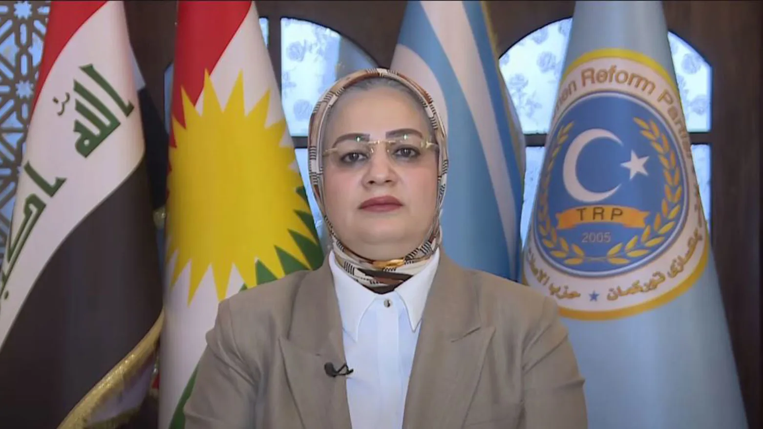 Qehwecî: Divê Parlamentoya Kurdistanê bê şert û merc bicive