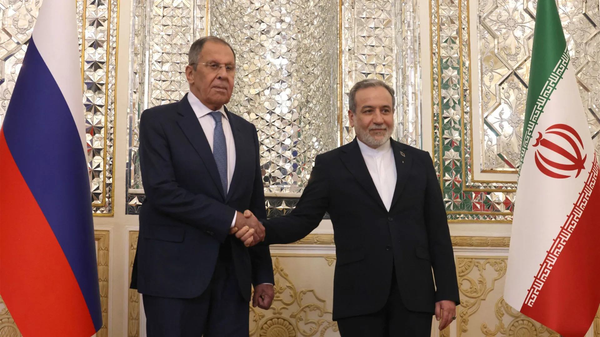 Wezîrê karên derve yê Rûsyayê Lavrov li Tehranê bi Abbas Arakçi re hevdîtinekî kir