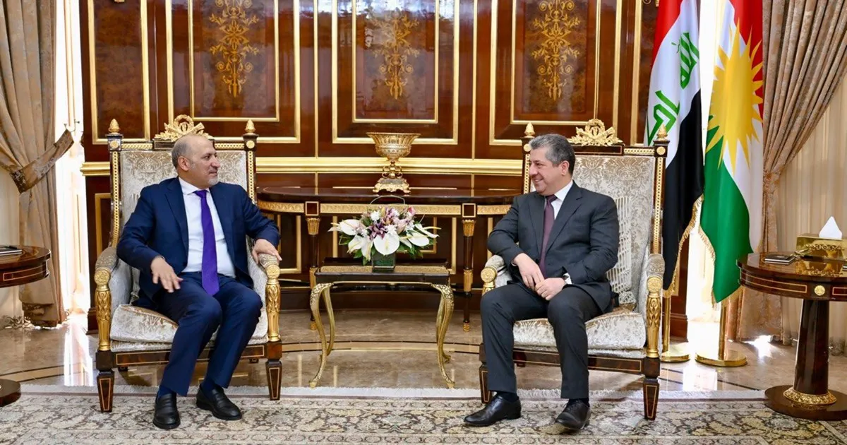 Başbakan Barzani ve Ahmed el-Cerba'yı kabul etti