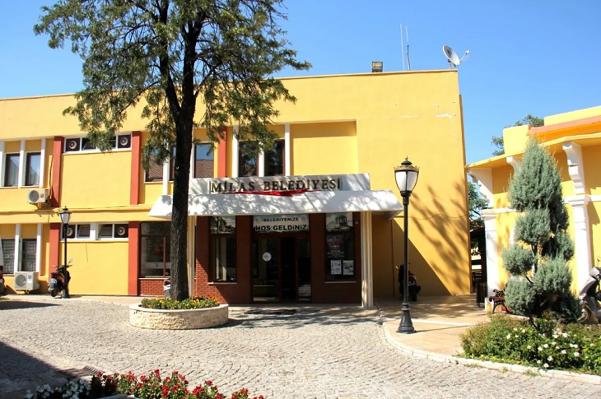 Milas Belediyesine operasyon!