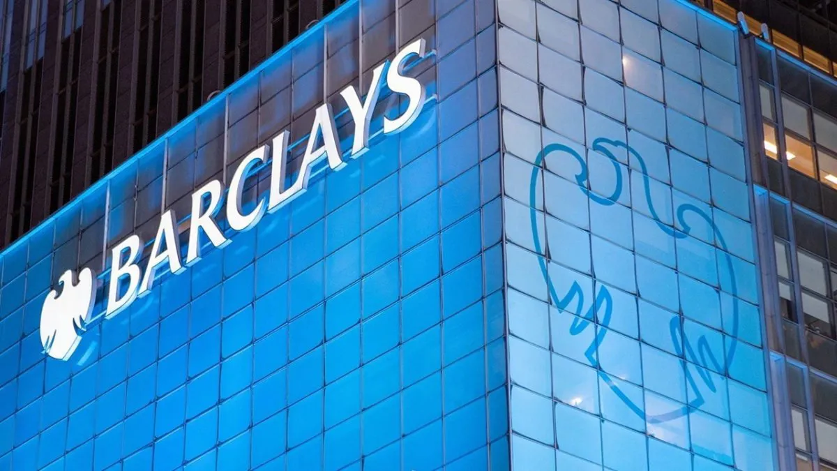 Grûba banka Barclaysê ji ber bîra çêkirî 5 hezar karkerên xwe ji kar derdixe